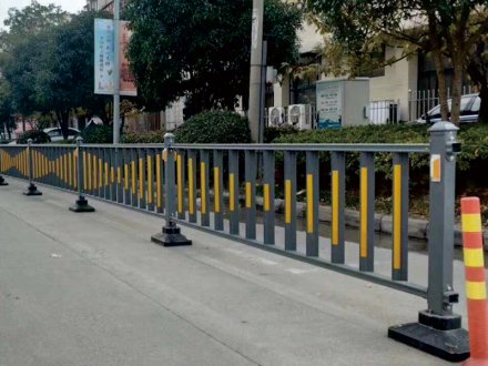 市政護(hù)欄，對(duì)于交通安全的重要性很關(guān)鍵